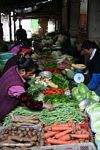 Vegetable market in Dechen