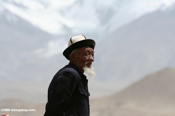 Pessoa idosa de Tajik