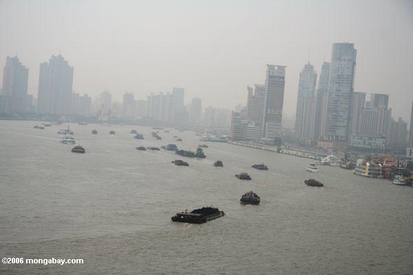 Boot Verkehr in Shanghai