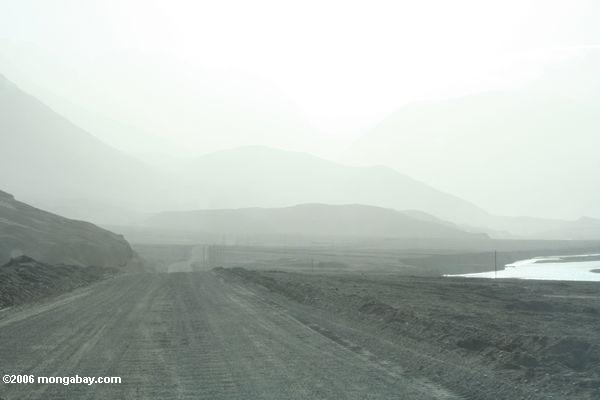 пыльной дороге в направлении Датун