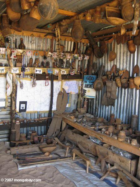 Loja de venda tradicionais Turkana artesanato