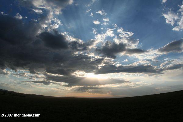 Mara Wolken bei Sonnenuntergang