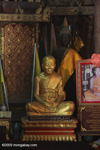 Dali lama statue