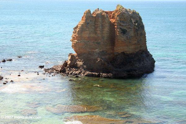 Formación de roca de la costa meridional de Australia, cerca de Melbourne